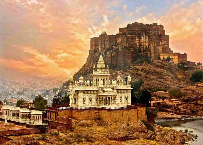 FORTS AND PALACES OF RAJASTHAN (FOR 8 NIGHTS / 9 DAYS) photo – Jaipur,Bikaner,Jaislmer,Jodhpur, Udaipur holiday, DialForHolid